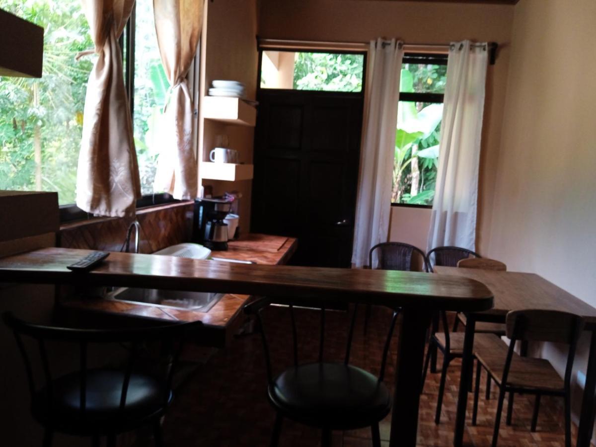 Alma Del Bosque Vacation Home And Apartments Quepos Ngoại thất bức ảnh